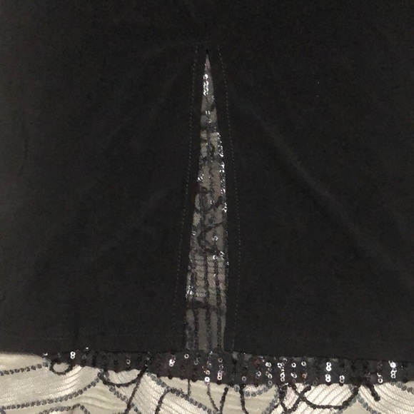 Be the life of the party in this Sexy Two Piece - Picture 4 of 7